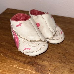 Baby girls pumas